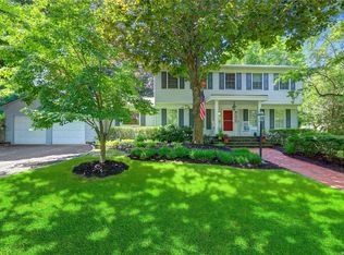 2 Gun Path, Setauket, NY 11733