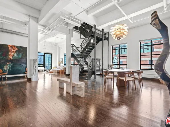 849 S Broadway #1210, Los Angeles, CA 90014