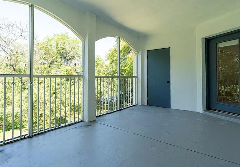815 W Boynton Beach Blvd #10-205 — Photo 28