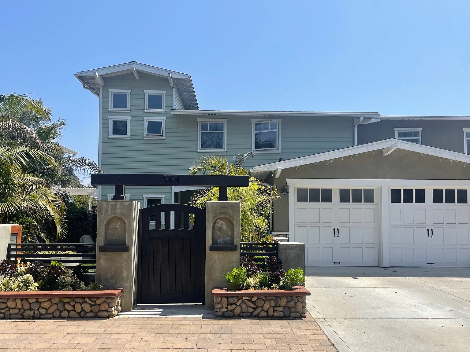 3 bed, 1700 sqft, $7,200 — Photo 1