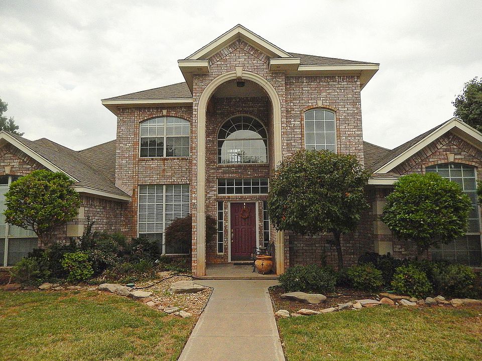 1st image of 4227 Canyon Trails Dr
