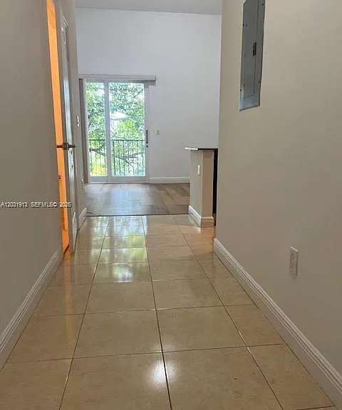 2701 SW 3rd Ave #302 — Photo 2