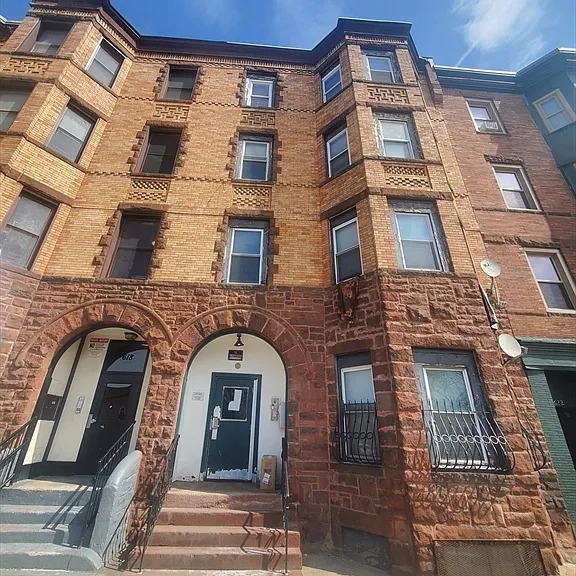 620 Dudley St #4 — Photo 13