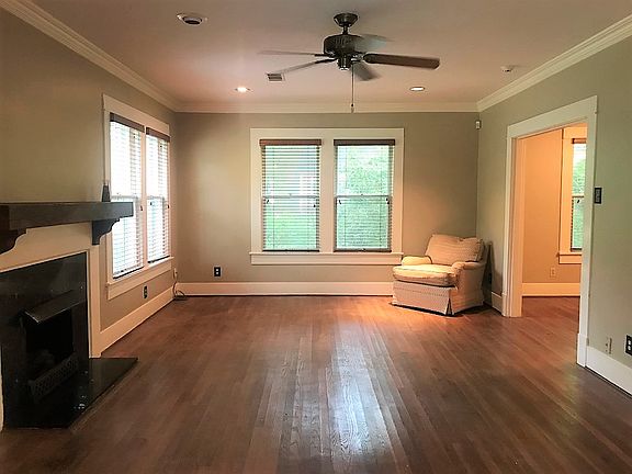 4th image of 1211 Park Ave