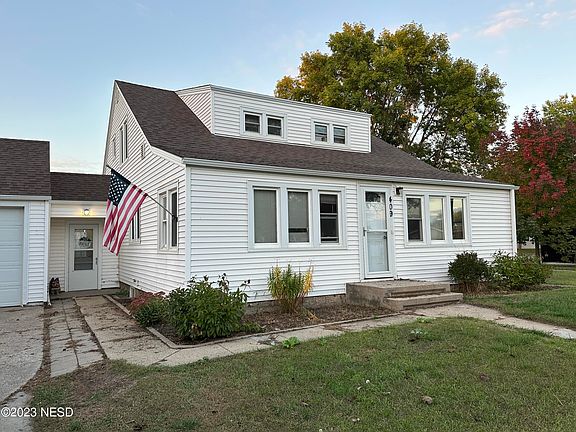 3rd image of 409 Catlett Ave E