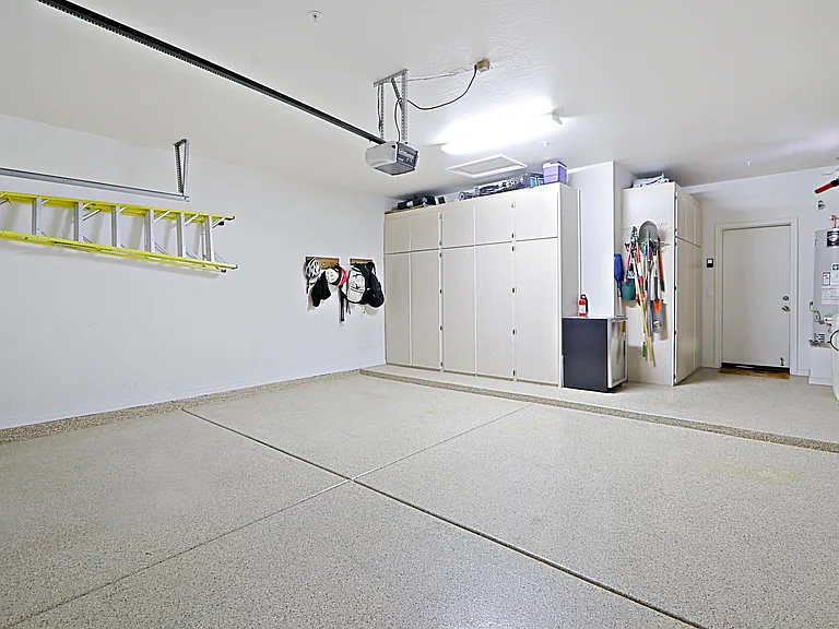 6894 E Thirsty Cactus Ln — Photo 35