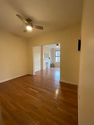 Living room, photo 4