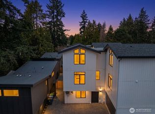14033 Densmore Avenue N, Seattle, WA