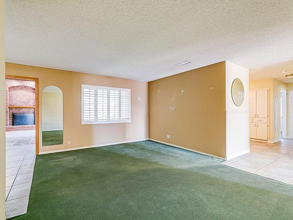 5th image of 738 Mercer Ave