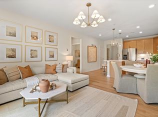 5 Peters Farm Way #212, Westborough, MA 01581