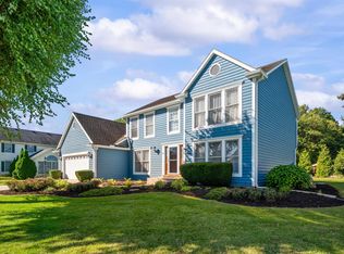 52367 Liberty Mills Ct, Granger, IN 46530