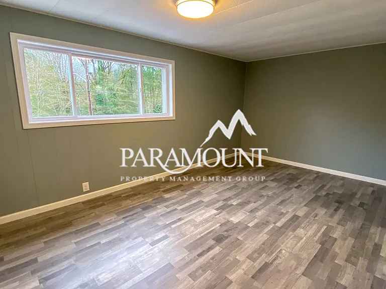 4441 Perry Ave NE — Photo 13