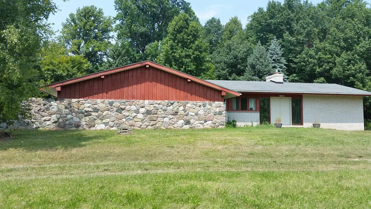 11961 Amherst Court — Photo 2