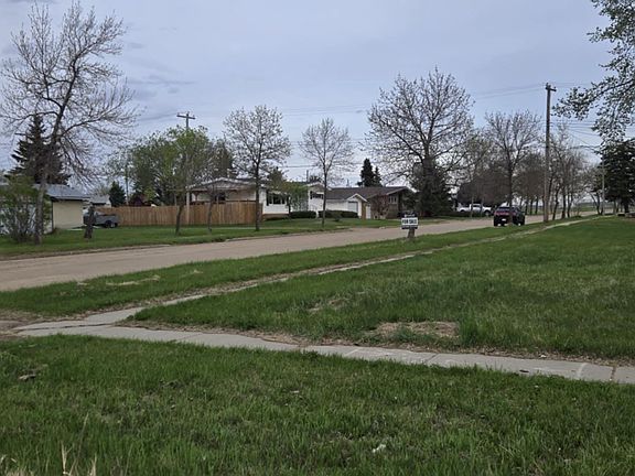 5th image of 4817 50th St