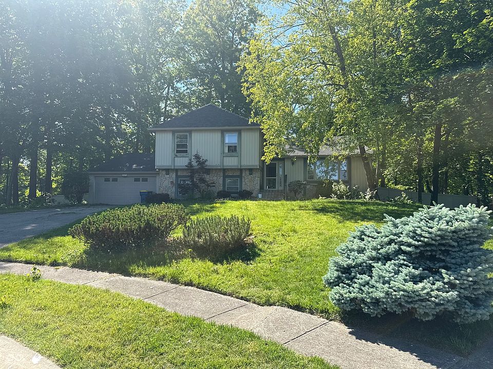1st image of 10676 Oakwood Ct