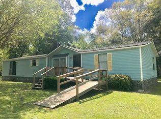 121 Diane Ln, Brunswick, GA 31525