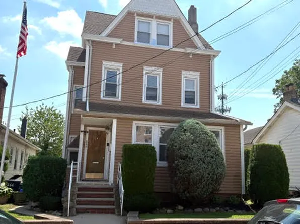266 Livingston Ave Floor 2, Lyndhurst, NJ 07071