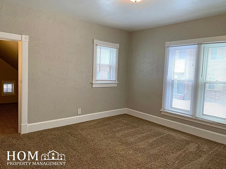 431 N 5th St — Photo 9