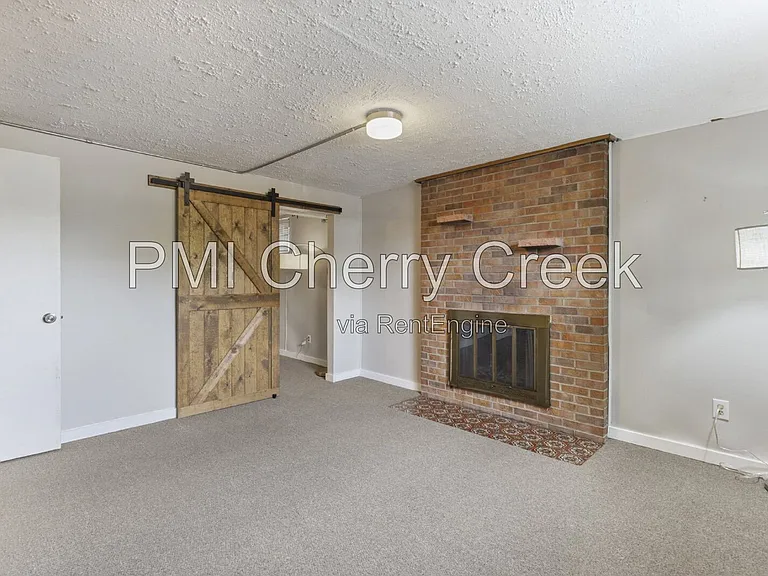 1364 W Center Ave — Photo 18