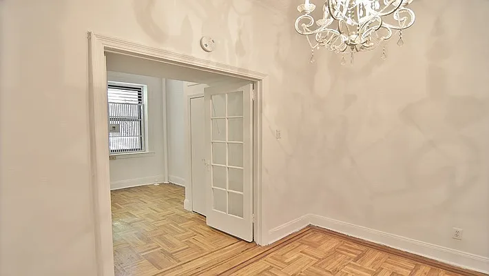 Rented by Park Property Advisors | media 36