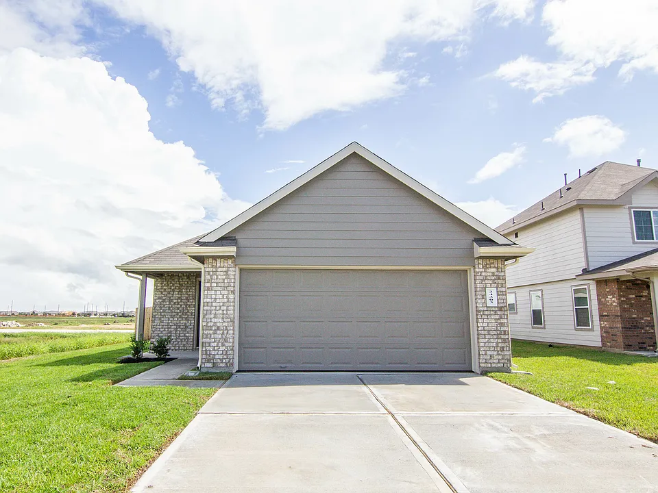 24303 Treviso Gardens Dr