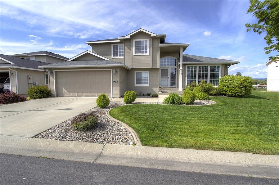 1st image of 19001 E Riverwalk Ln