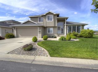 19001 E Riverwalk Ln, Greenacres, WA 99016