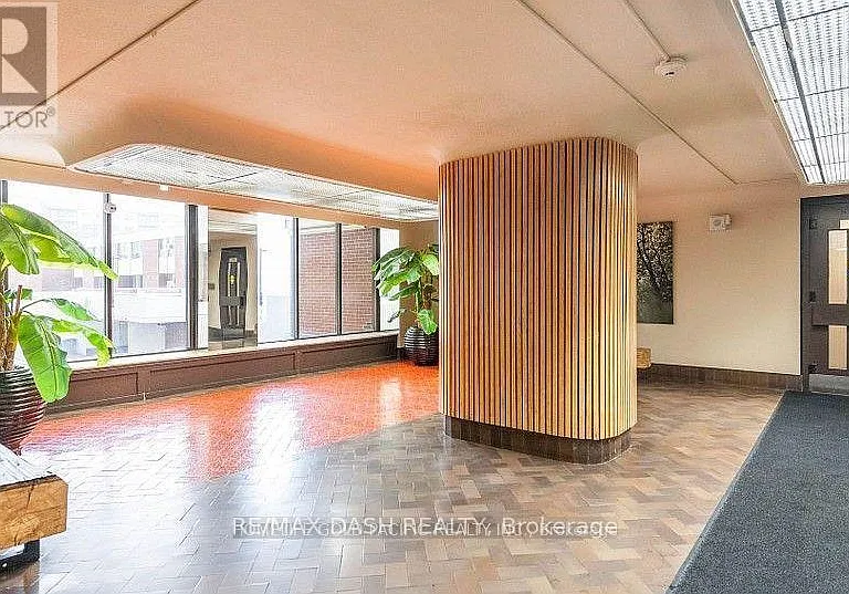 1 Massey Sq #2218 — Photo 3