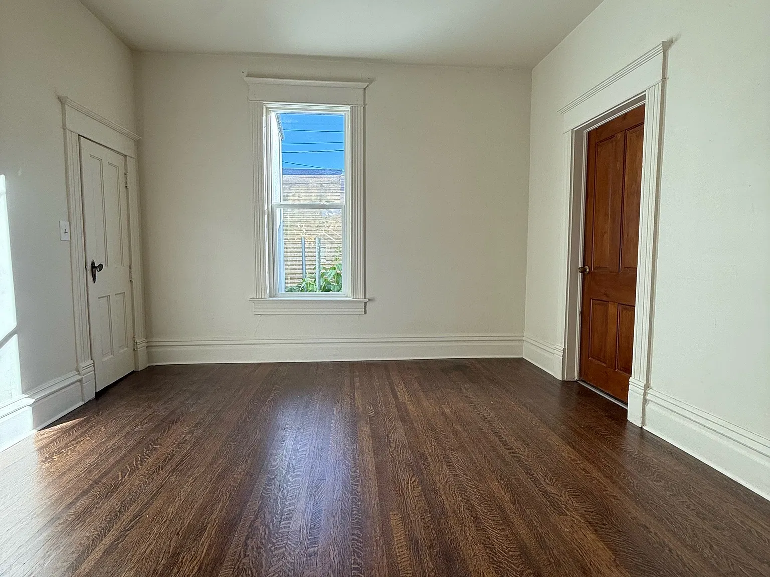 215 West 5th Street - 1 — Photo 4
