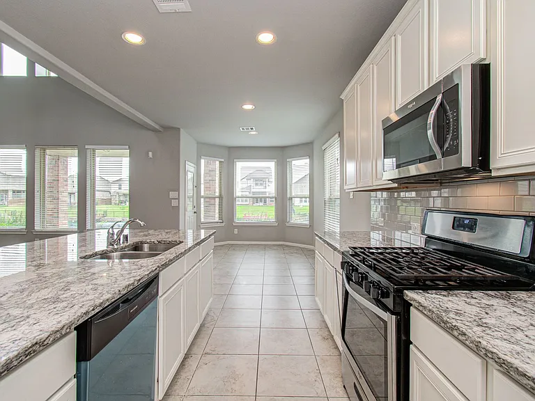 24331 Kee Cresta Ct — Photo 10