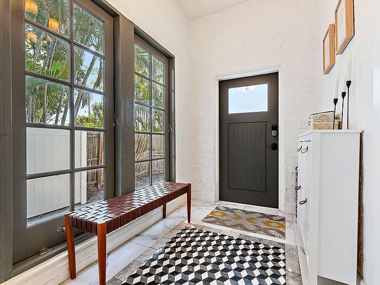 423 Avenida Alegre — Photo 5