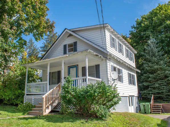 15 Hillcrest Street, Augusta, ME 04330