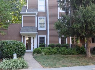 1446 Church Hill Pl, Reston, VA 20194