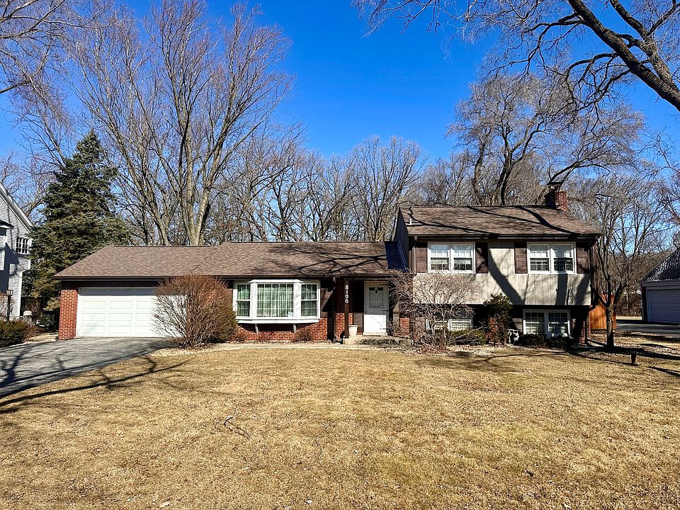 1st image of 8100 Forestview Dr