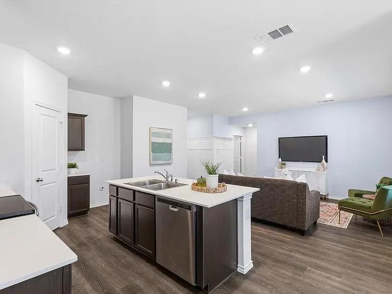11236 Westpond Dr — Photo 14