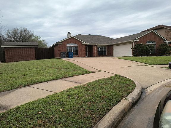3rd image of 3901 Georgetown Dr