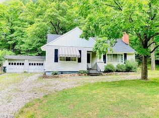 9216 Wallings Rd, North Royalton, OH 44133