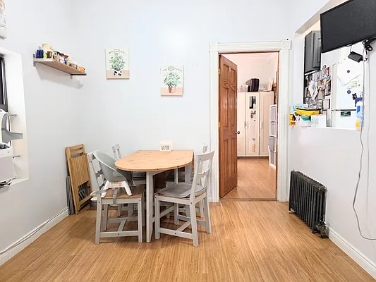 Rented by NYC REALTY GROUP 693 | media 18