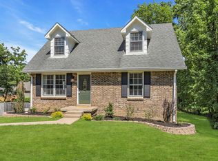 1267 Cloverdale Dr, Clarksville, TN 37040