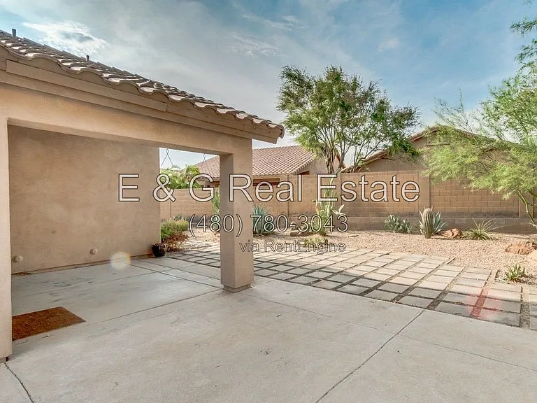 10270 E Blanche Dr — Photo 17