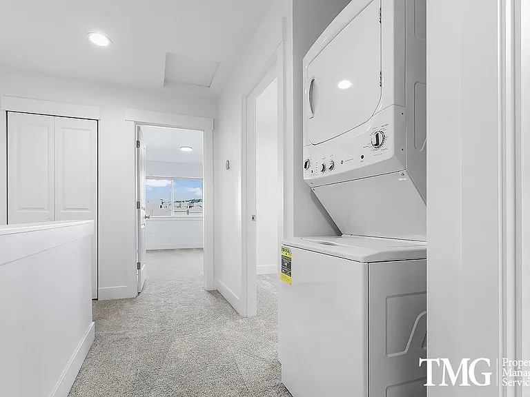 977 Creer Way #D-112 — Photo 51