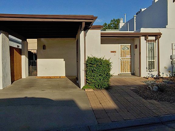 2nd image of 127 Calle Sol Se Mete SE