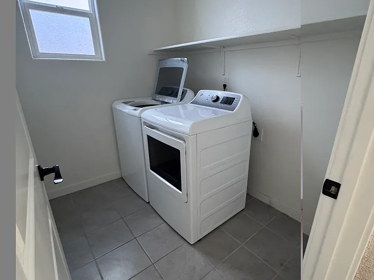 1642 Chanticleer Ln — Photo 11
