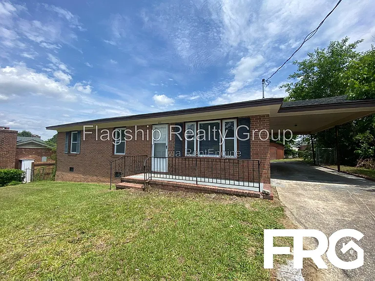231 Bunche Dr — Photo 2