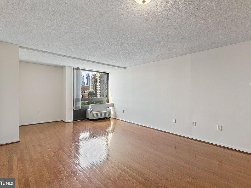 1st image of 241 S 6th St APT 1206C