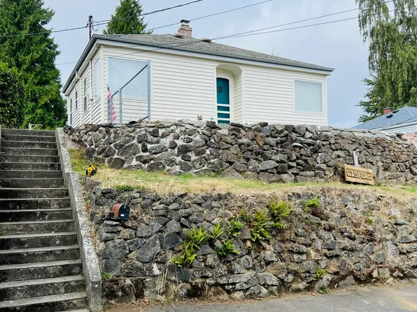 619 Ford Ave, Bremerton, WA 98312