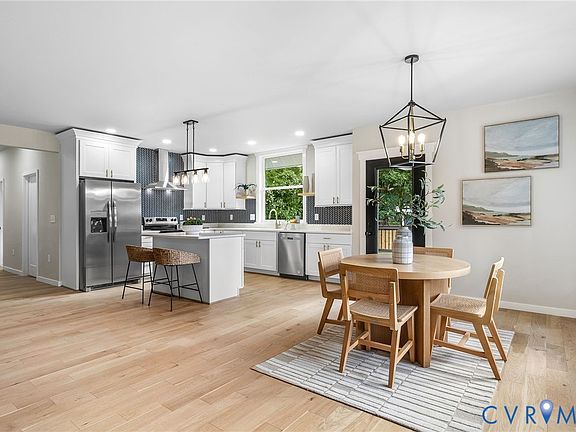 5th image of 10601 Beaver Bridge Rd