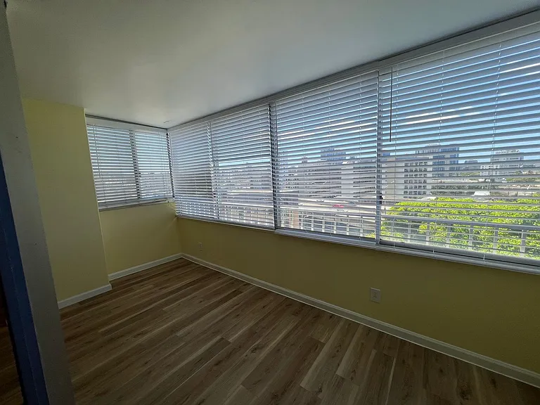 1400 Pensacola St #706 — Photo 10