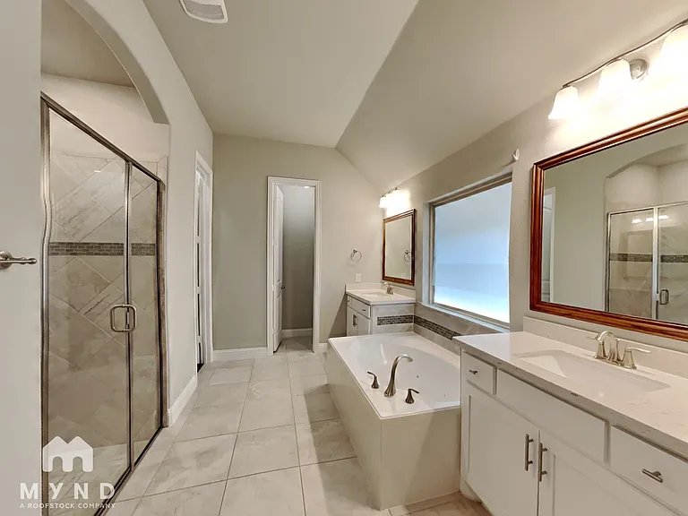 523 Pineview Dr — Photo 11