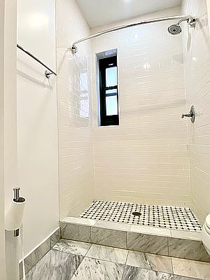 4th image of 542 E 79th St APT 5I